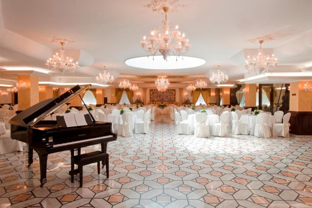 Resort Villa Antica Еболі Екстер'єр фото