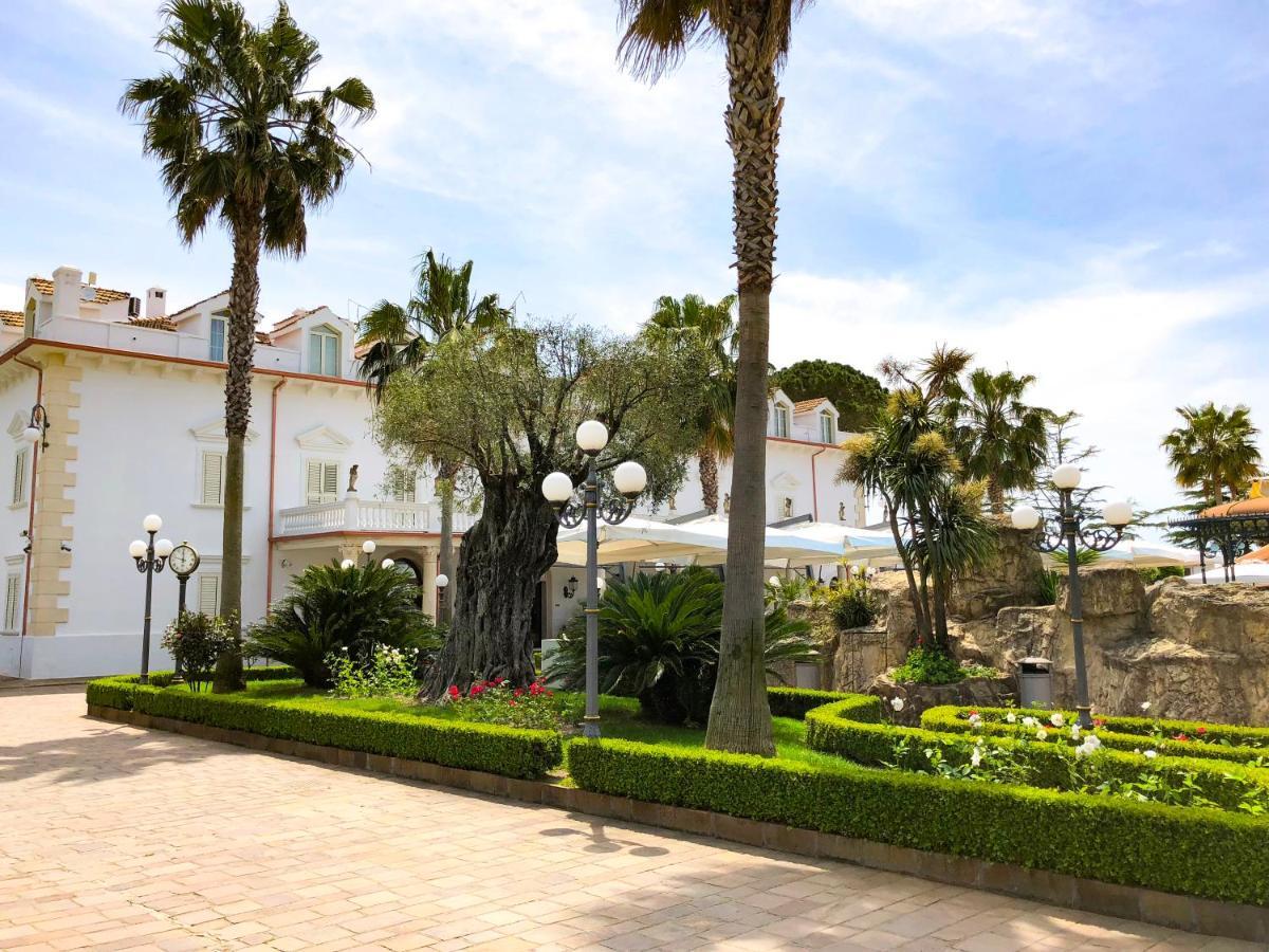 Resort Villa Antica Еболі Екстер'єр фото